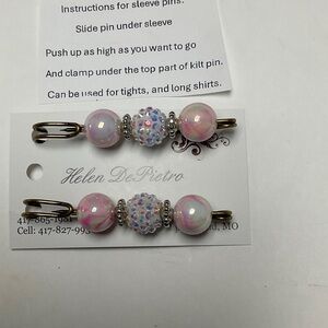 Pink and White Beaded Sweater Clips makes no holes and sleeves